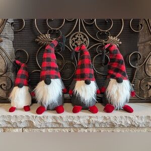 ✨Set of 4 Pottery Barn Plaid Red and Black Holiday Gnomes ✨